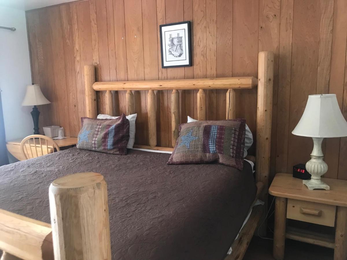 Dunsmuir Lodge Dunsmuir