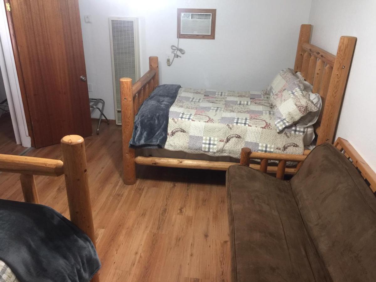 Dunsmuir Lodge Lodge
